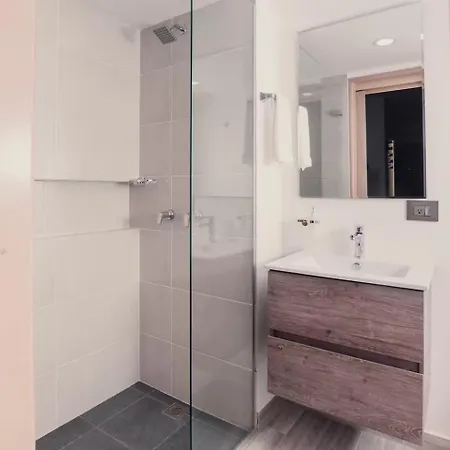 Apartamento Brand New Front In With Pool View *