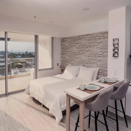 Brand New Front In With Pool View * Cartagena